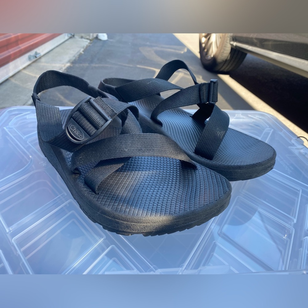 Chaco Solid Men’s Black Adjustable Ankle Strap Su… - image 2